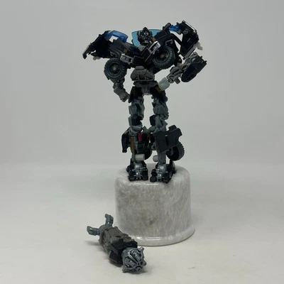 Transformers Ironhide Complete DOTM Voyager Class Hasbro 2011 - Image 1 of 4