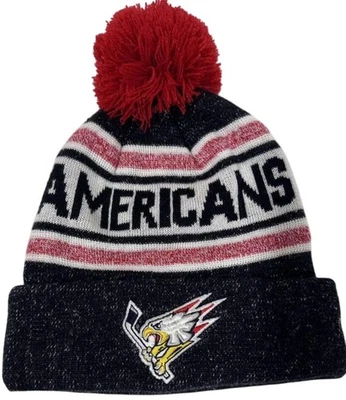 Pistola bordada Americans Hockey metal gris puño gorro rojo pompón de New Era  Foto 1 de 4