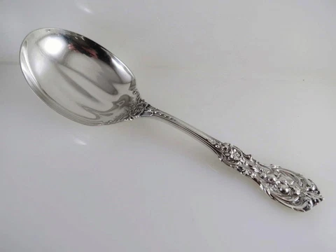 Reed & Barton FRANCIS I Sterling Salad Berry Spoon 9 3/8" No monogram OLD MARKS Cover