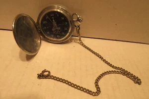 Reloj de Bolsillo Olímpico Ruso 1980 Occp URSS y Cadena Moscú Boxeo #007747 - Imagen 1 de 7