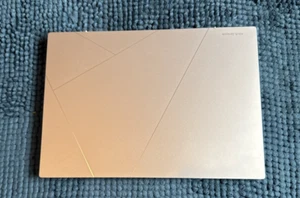 ASUS Zenbook 14" OLED Touchscreen Laptop | Intel I9-13900H | 1TB SSD | 16GB RAM - Picture 1 of 14
