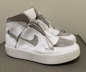 2019 Women's 10 Nike Vandalised LX BQ3611-100 White Platinum Tint Leather Shoes - Picture 1 of 19