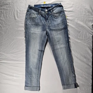 Wallflower The Ultra Fit Jeans Juniors 5/27 Reg 23.5" Crop New with Tags - Picture 1 of 9
