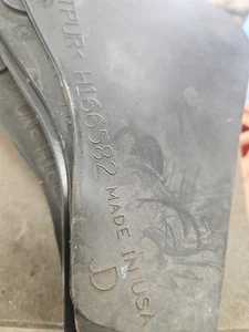 H166582  GENUINE John Deere  GATE   Replaces H152597 & N101988 - Picture 1 of 2