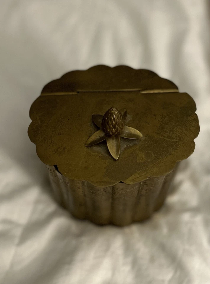 Carrito de té antiguo de latón Foto 1 de 3