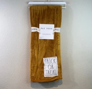 NWT RETIRED 2020 Rae Dunn “Trick Or Treat” Halloween Throw 50”x 60” - Picture 1 of 3