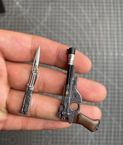 Dagger Pistol Figure Hottoys TMS015 Star Wars The Mandalorian & Child 1/6 Weapon - Picture 1 of 1