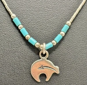 Vintage Navajo 925 Liquid Silver Turquoise Necklace Bear Pendant. - Picture 1 of 15