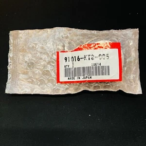 Testa cuscinetto a rulli testa stelo sterzo originale Honda 91016-KT8-005 - Foto 1 di 4