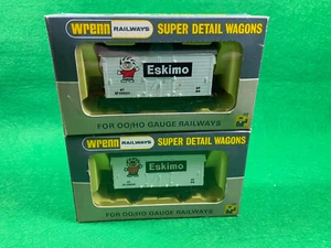 WRENN MODEL RAILWAYS OO GAUGE A PAIR OF ESKIMO FOODS 6T REFRIGERATOR VANS W59850 - Picture 1 of 5