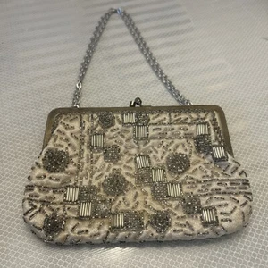 Vintage Walborg 60s silver Beaded purse Hand Bag Made In Hong Kong - Picture 1 of 13