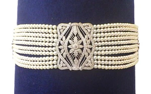 A platinum diamond and pearl choker necklace - Picture 1 of 6