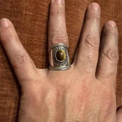 Anillo ojo de tigre de plata de ley talla 6 Foto 1 de 4