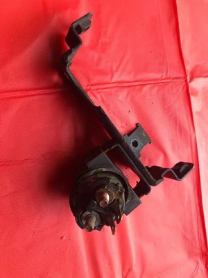 Elettrovalvola avviamento Triumph Sprint 900 1991-1998 - Immagine 1 di 3