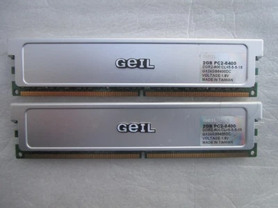 4GB DDR2 RAM (2x2GB)  Geil X24GB6400DC PC2-6400U/ DDR2 800 CL=5-5-5-15  1.8V - Bild 1 von 2