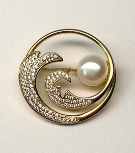 Stylish Ocean Waves Brooch Featuring 10mm White Edison Pearl –Timeless Gift Idea - Picture 1 of 3