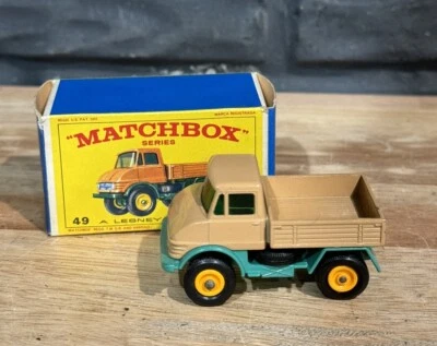 OLD VINTAGE LESNEY MATCHBOX # 49 MERCEDES UNIMOG WITH BOX - Image 1 of 4