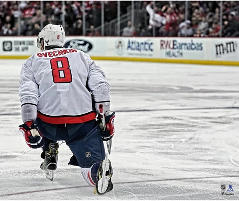 Alex Ovechkin Washington Capitals Unsigned 700th NHL Goal Celebration Photograph Cover