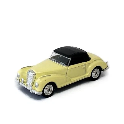 Welly 1:60 1:64 Series 1955 Mercedes-Benz 300 S W186 Beige Die Cast Car 52302 - Image 1 of 3