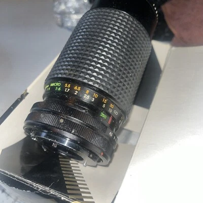 Promaster 70-210mm 1:3.8 Spectrum 7 Lens Comes With Cleaning Kit As Well - Image 1 of 4