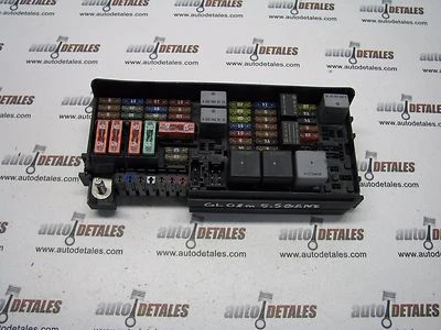 Mercedes Classe Gl X164 Fusibile Relè Scatola Unità Controllo A1645403072 Usato - Immagine 1 di 4