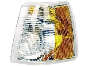 92FX22Z Front Left Turn Signal / Parking Light Assembly Fits 1988-1990 Volvo 760 - Picture 1 of 1