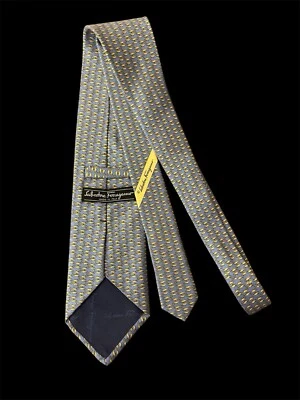  Corbata para hombre Salvatore Ferragamo azul claro tiburón 100 % seda hecha en Italia Foto 1 de 4