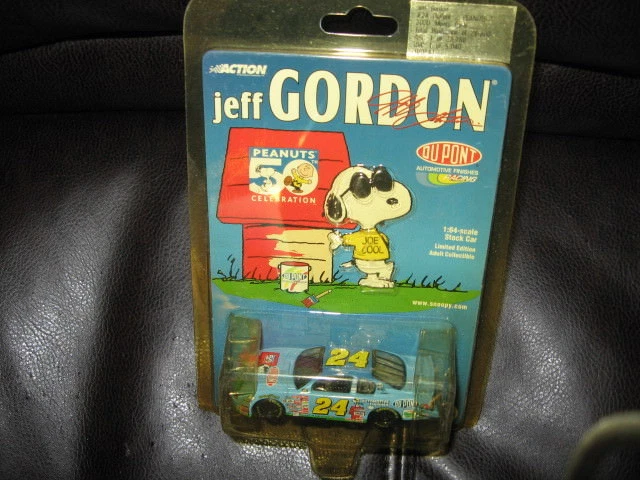 Action Jeff Gordon Dupont/Peanuts 2000 Monte Carlo 1/64 Die Cast Free Shipping - Image 1 of 1