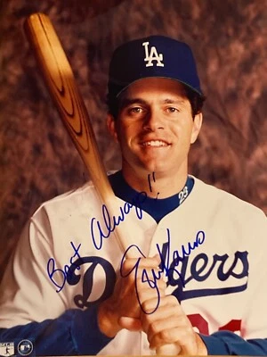 Foto FIRMADA Eric Karros 8x10 - Dodgers - 92' Novato del Año - Sportscaster Foto 1 de 4