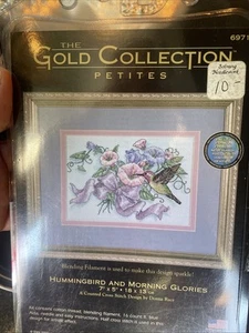 Dimensions Gold Collection Petites 6971 Hummingbird and Morning Glories 7 X 5 - Picture 1 of 2