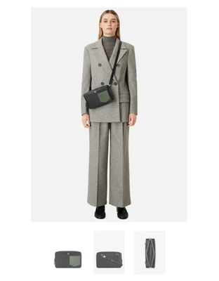 Bolso Montblanc 198295 Meisterstuck Mini Arcilla Negra Foto 1 de 4