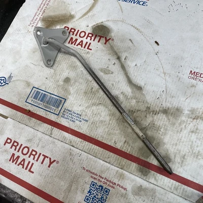 Nos 1961 Ford Econoline R/H Visor Bracket C1UZ-8904144-B - Image 1 of 4