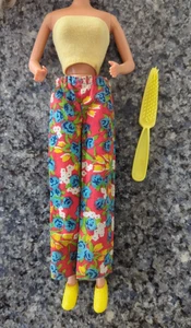 Vintage Barbie Clothes Best Buy #7202 Red Floral Print Pants 1975 + top & shoes - Picture 1 of 10
