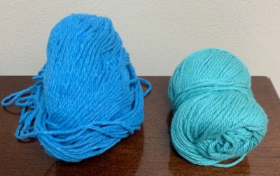 Lote - Hilo de algodón crema azúcar restos parciales azul verde azulado Foto 1 de 4