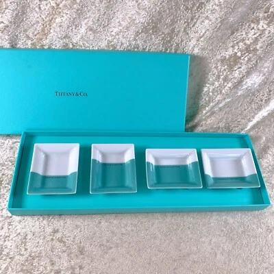 Tiffany & Co. New York Mini Video Poche Bandeja de Cambio Porcelana 13442 Juego de 4 con Caja Foto 1 de 4