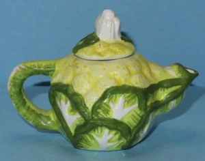 Vintage Miniature Ceramic Cauliflower Teapot w/ Lid 2.75" Tall - Picture 1 of 7