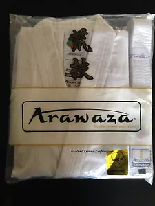 NEW ARAWAZA WHITE ADULT WKF KARATE SUIT LIGHTWEIGHT 8oz GI UNIFORM - Picture 1 of 7