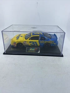 DALE EARNHARDT JR #31 WRANGLER 1997 1/24 ACTION DIECAST REVELL CAR 5004 MADE - Picture 1 of 8
