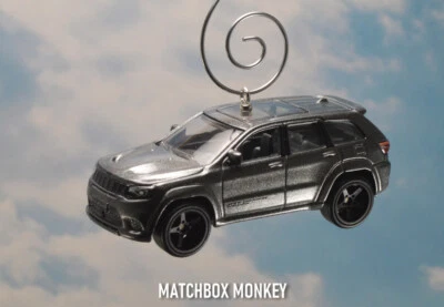 2019 Custom Jeep Grand Cherokee Trackhawk Christmas Ornament 1/64th Adorno Sport - Image 1 of 4
