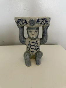 Vtg Chinoiserie Sitting Monkey Holding Bowl Blue & White Trinket / Soap Dish - Picture 1 of 9