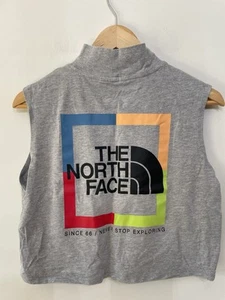 Canotta The North Face donna coordinate senza maniche finto collo cropped grafica - Foto 1 di 9