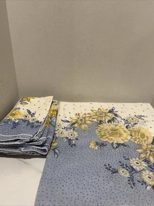Vtg Reversible Tablecloth Floral Design 100” X 82”yellow/ Blue & 10 Napkins - Picture 1 of 4