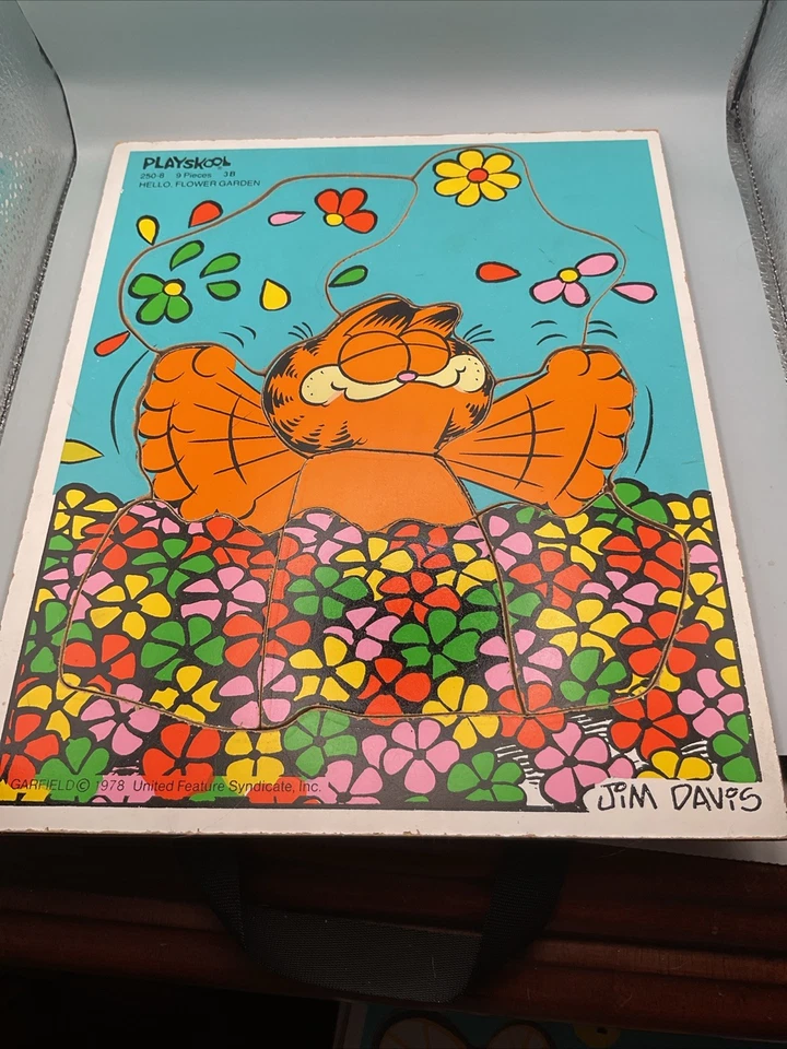 PUZZLE DE MADERA VINTAGE PLAYSKOOL GARFIELD 9 PIEZAS 250-8 "HOLA JARDÍN DE FLORES"  Foto 1 de 1