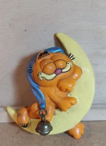 Bullyland Garfield colgado de una luna (7cm) | Figura - Imagen 1 de 3