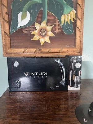 Aireador de vino de vacaciones - Aireador y torre Vinturi Foto 1 de 3
