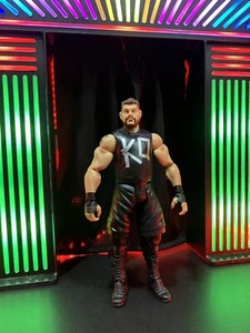 KO KEVIN OWENS MATTEL BASIC WWE - Imagen 1 de 3