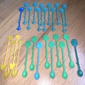 25 Old SEAGRAM'S SWIZZLE STIR STICKS - Golden Gin / Sea Breeze / Golden 49'ers - Picture 1 of 6