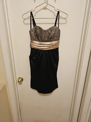 Vestido negro/bronceado brillante para niñas IZ AMY BYER talla 3 corbata de cinta Foto 1 de 4