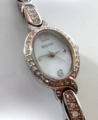 RELOJ BULOVA DAMAS 96L199 MUJER CRISTAL Tono Plateado NUEVO Batería PROBADO Foto 1 de 4