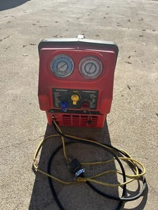 Mastercool Refrigerant Recovery Machine #69391 Good Used Condition. - Picture 1 of 4